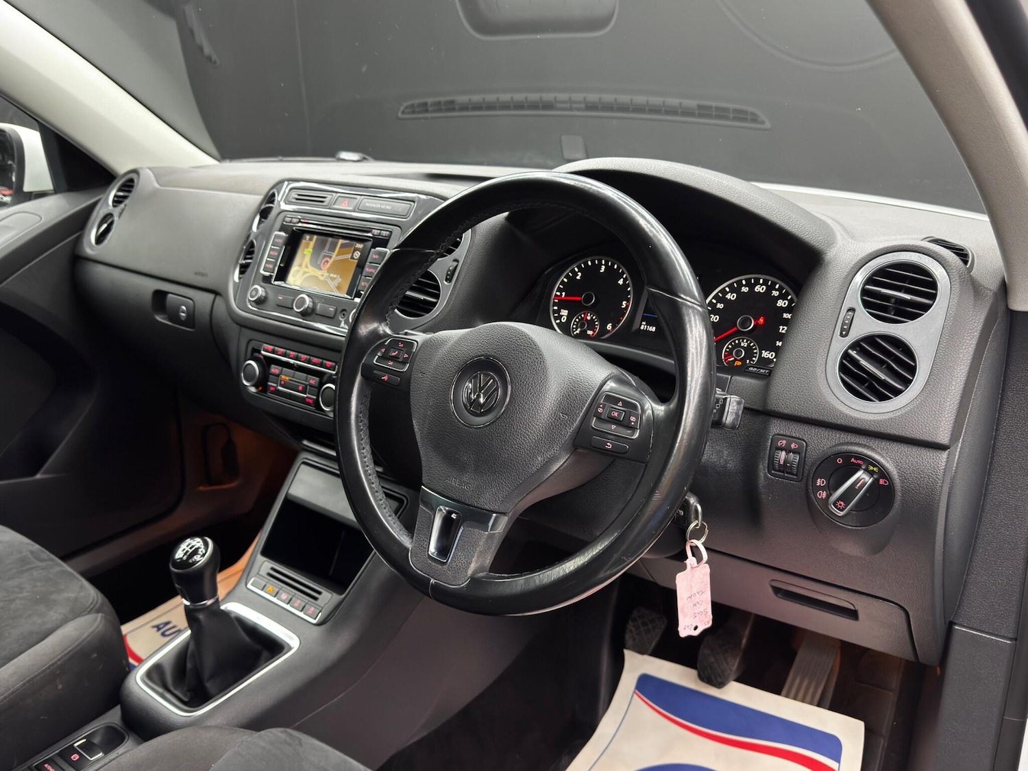 Used Volkswagen Tiguan 2015 for sale - 76522095: Photo 9