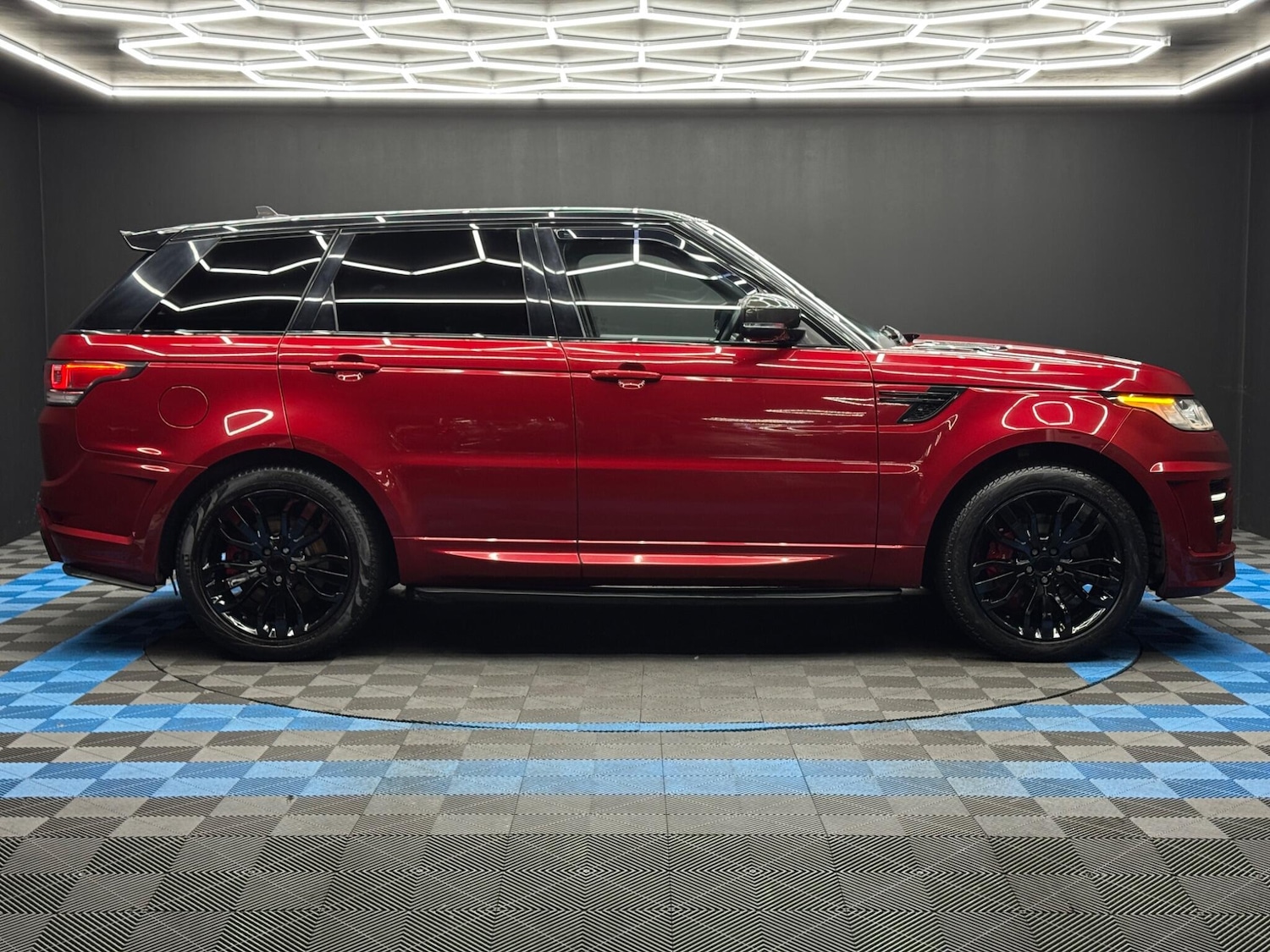 Used Land Rover Range Rover Sport 2016 for sale - 77344846: Photo 4