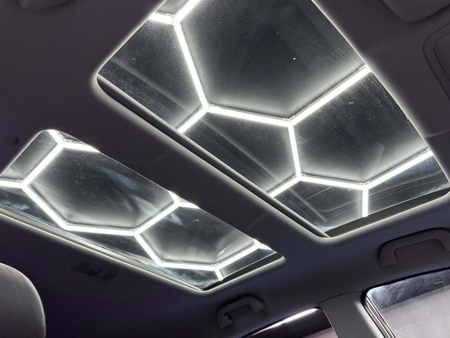 Used Honda CR-V 2011 for sale - 76992778: Photo 27