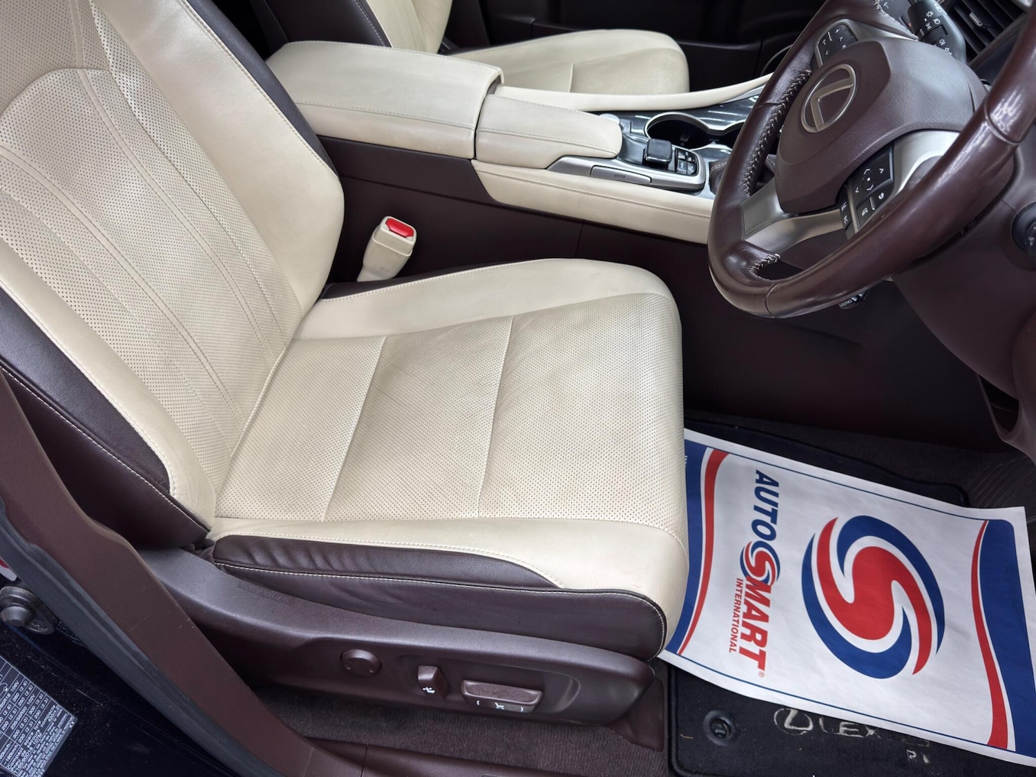 Used Lexus RX 2016 for sale - 77351880: Photo 13