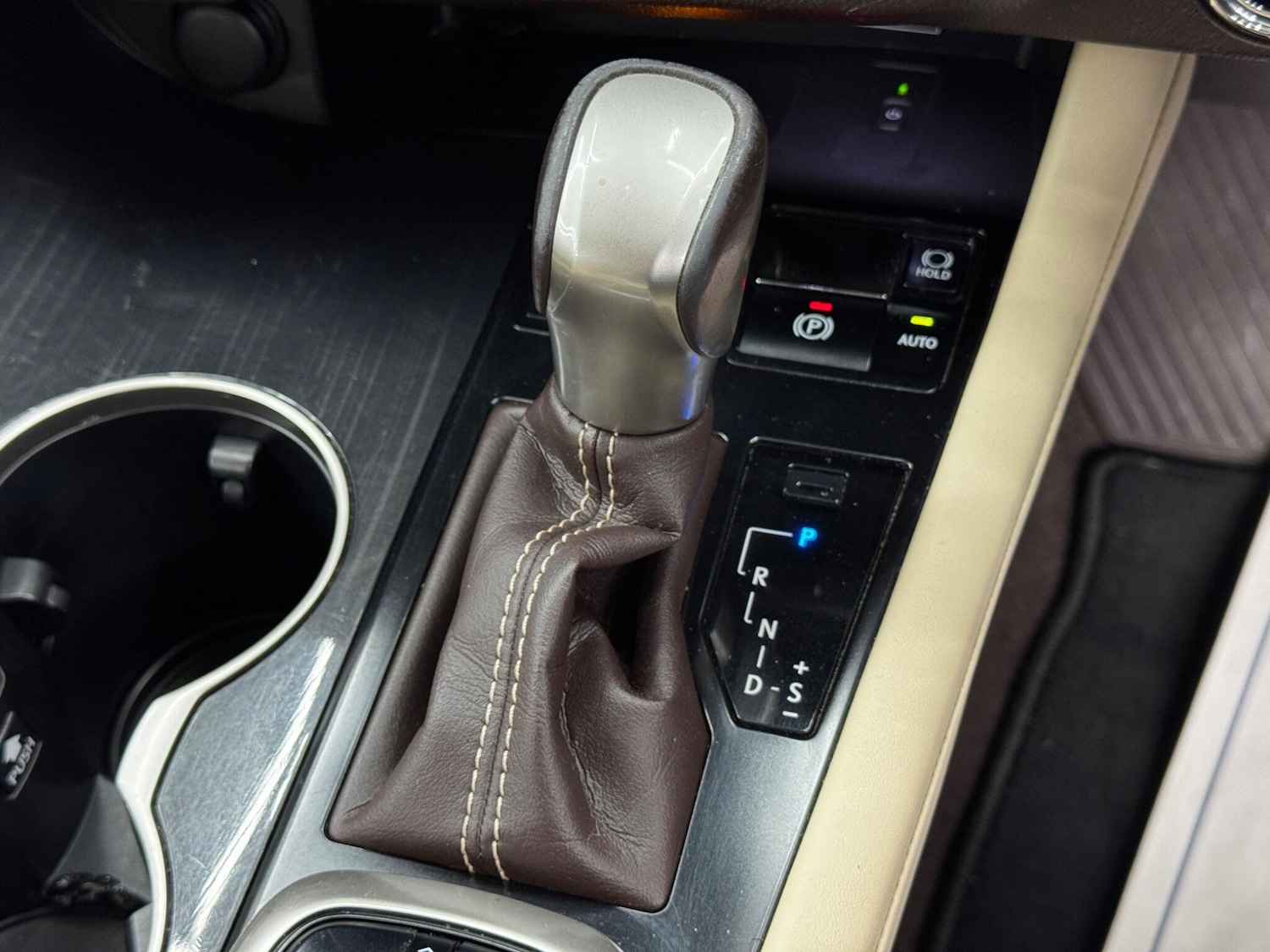 Used Lexus RX 2016 for sale - 77351880: Photo 28