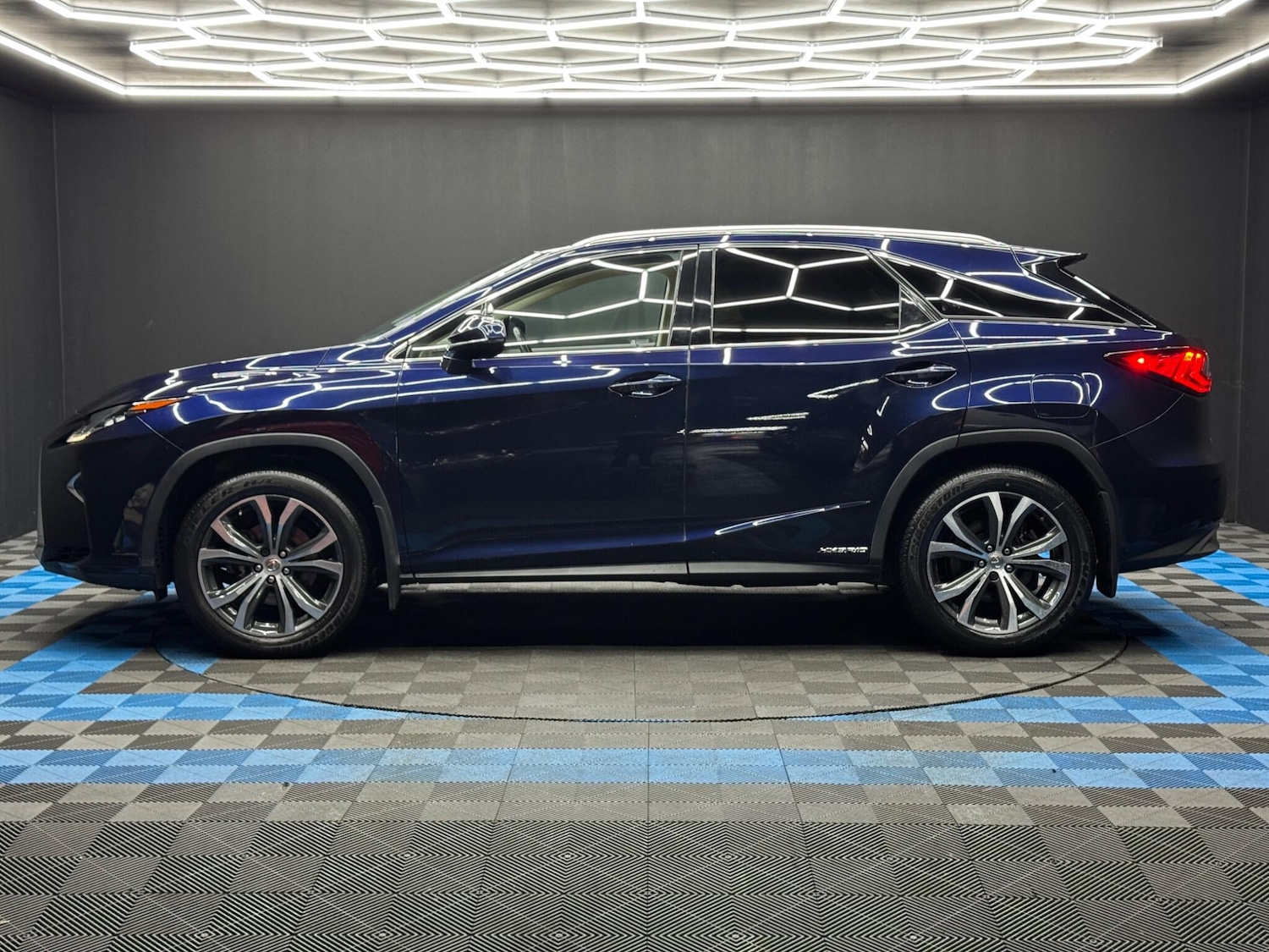 Used Lexus RX 2016 for sale - 77351880: Photo 8