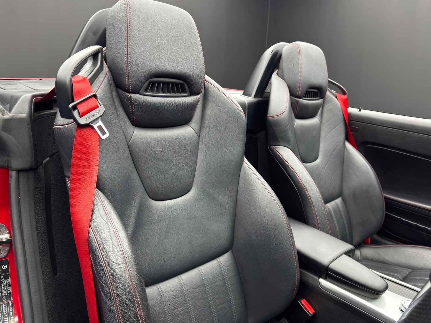 Used Mercedes-Benz SLK 2011 for sale - 77120797: Photo 12