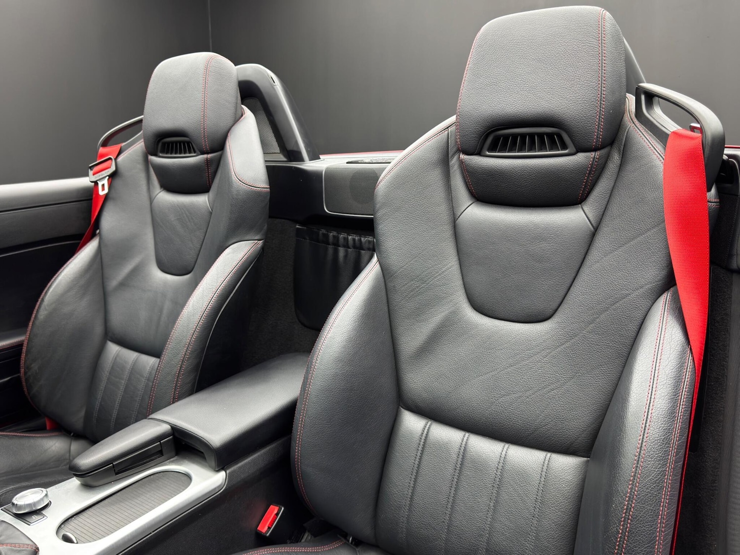 Used Mercedes-Benz SLK 2011 for sale - 77120797: Photo 14