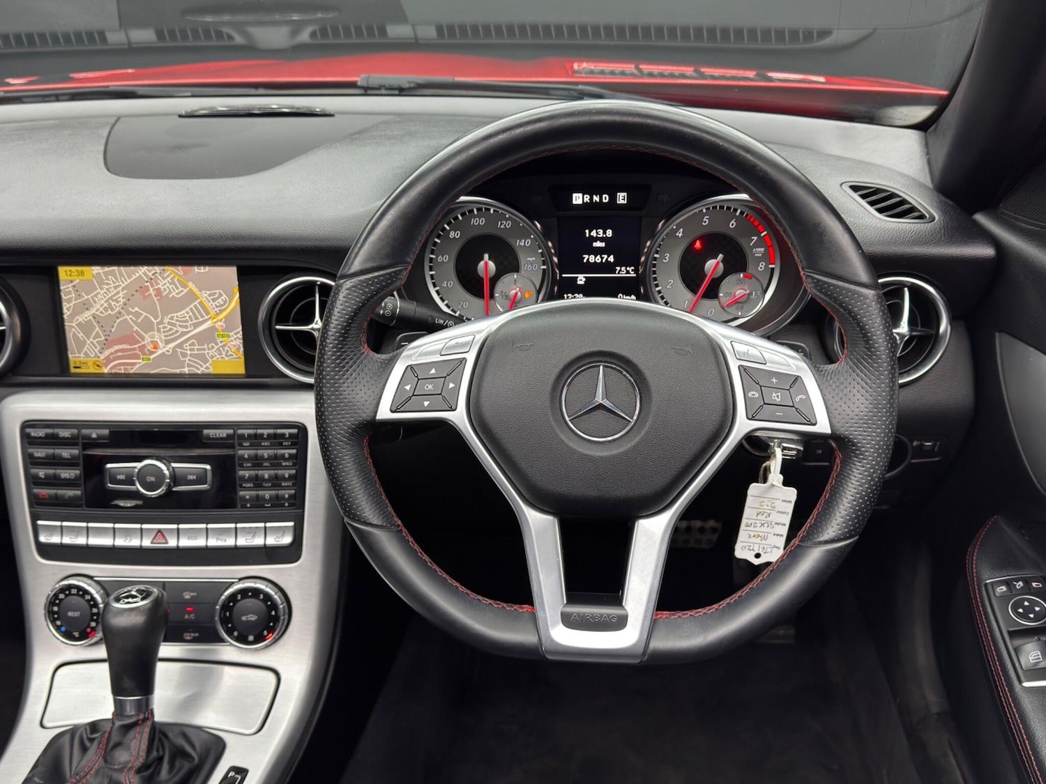 Used Mercedes-Benz SLK 2011 for sale - 77120797: Photo 16