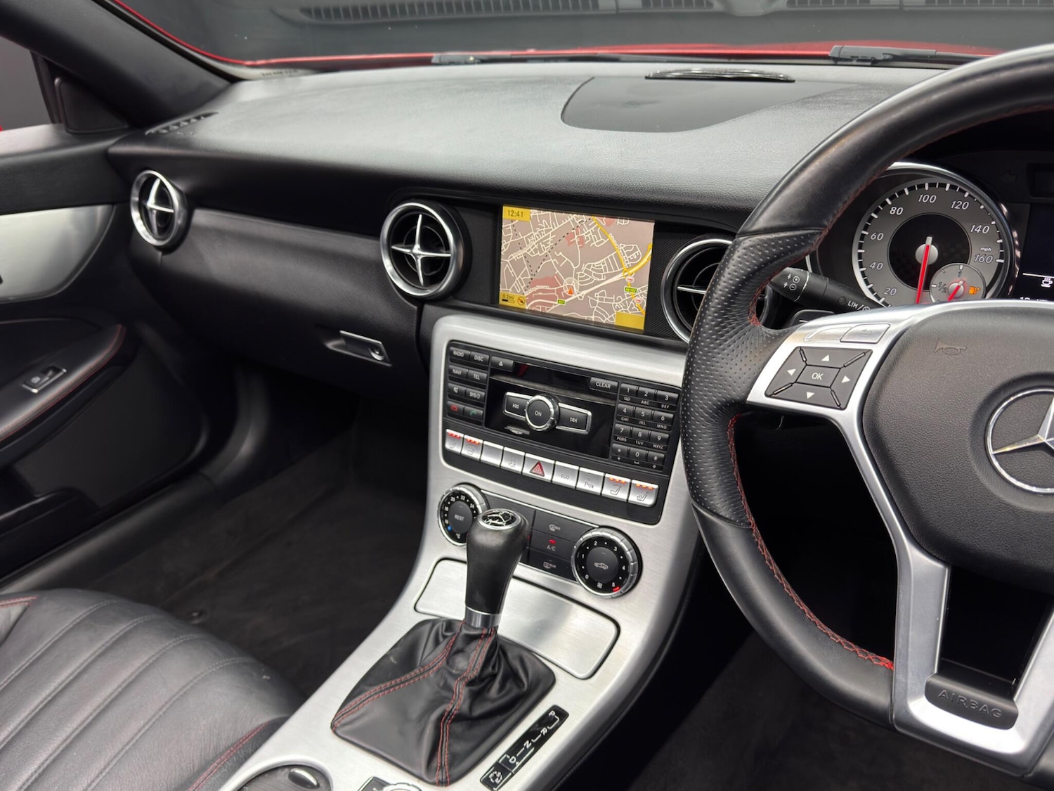 Used Mercedes-Benz SLK 2011 for sale - 77120797: Photo 22