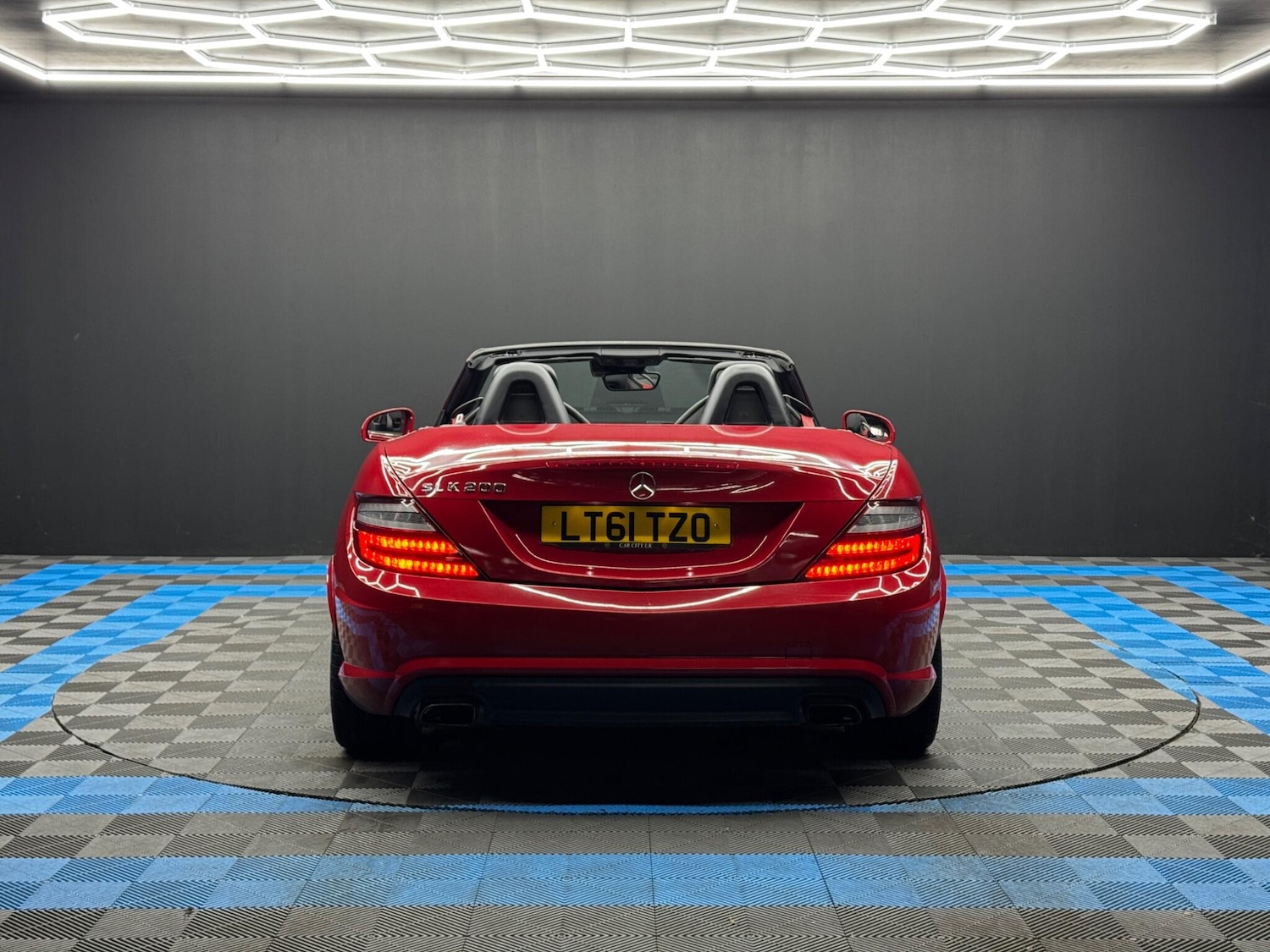 Used Mercedes-Benz SLK 2011 for sale - 77120797: Photo 6