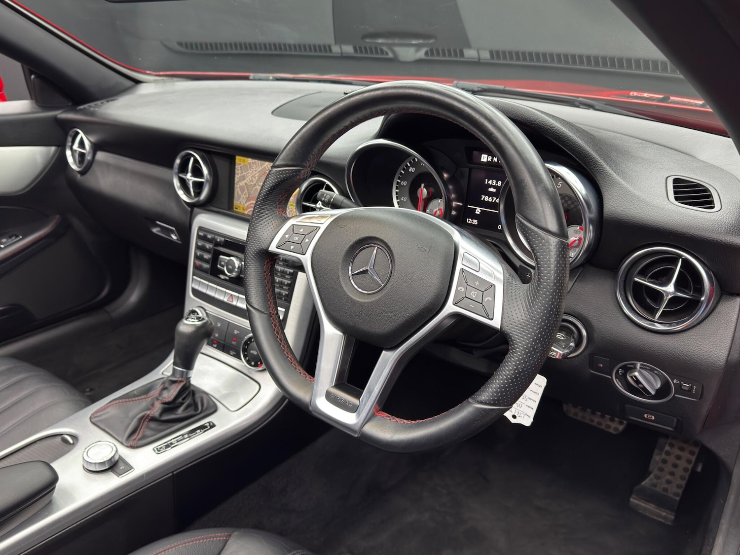 Used Mercedes-Benz SLK 2011 for sale - 77120797: Photo 9