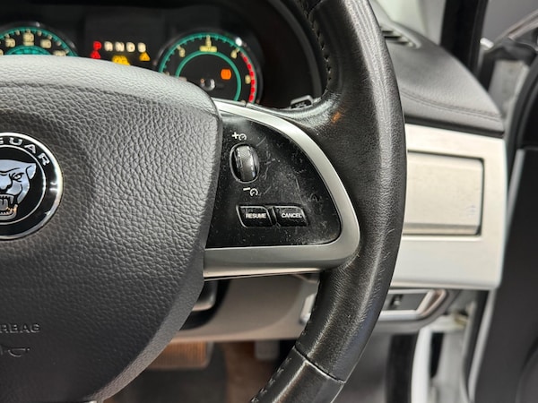 Used Jaguar XF 2015 for sale - 76215177: Photo 20