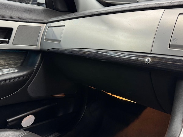 Used Jaguar XF 2015 for sale - 76215177: Photo 32
