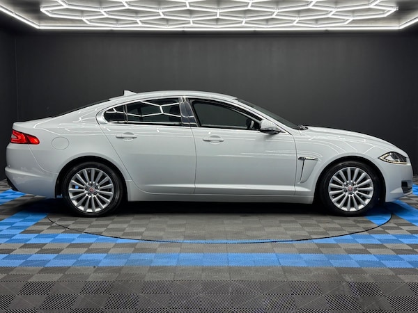 Used Jaguar XF 2015 for sale - 76215177: Photo 4