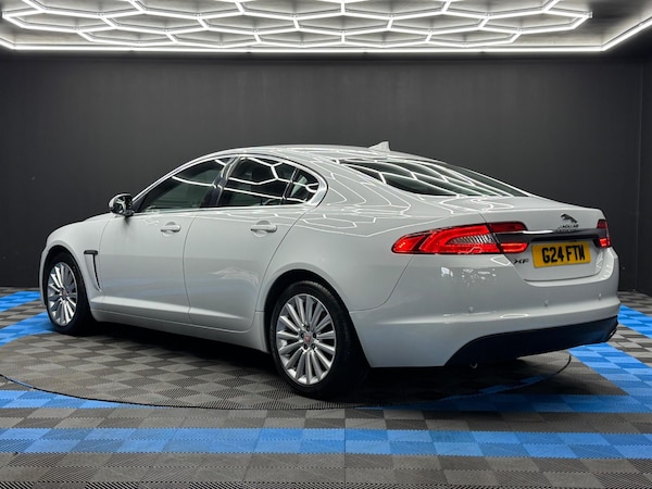 Used Jaguar XF 2015 for sale - 76215177: Photo 7