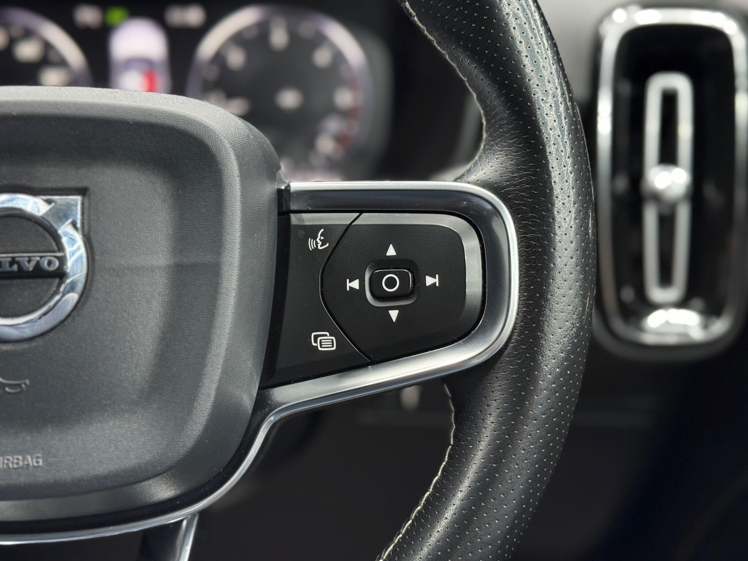 Used Volvo XC40 2019 for sale - 78072622: Photo 21