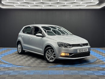 Used Volkswagen Polo 2015 for sale - 75657555: Photo
