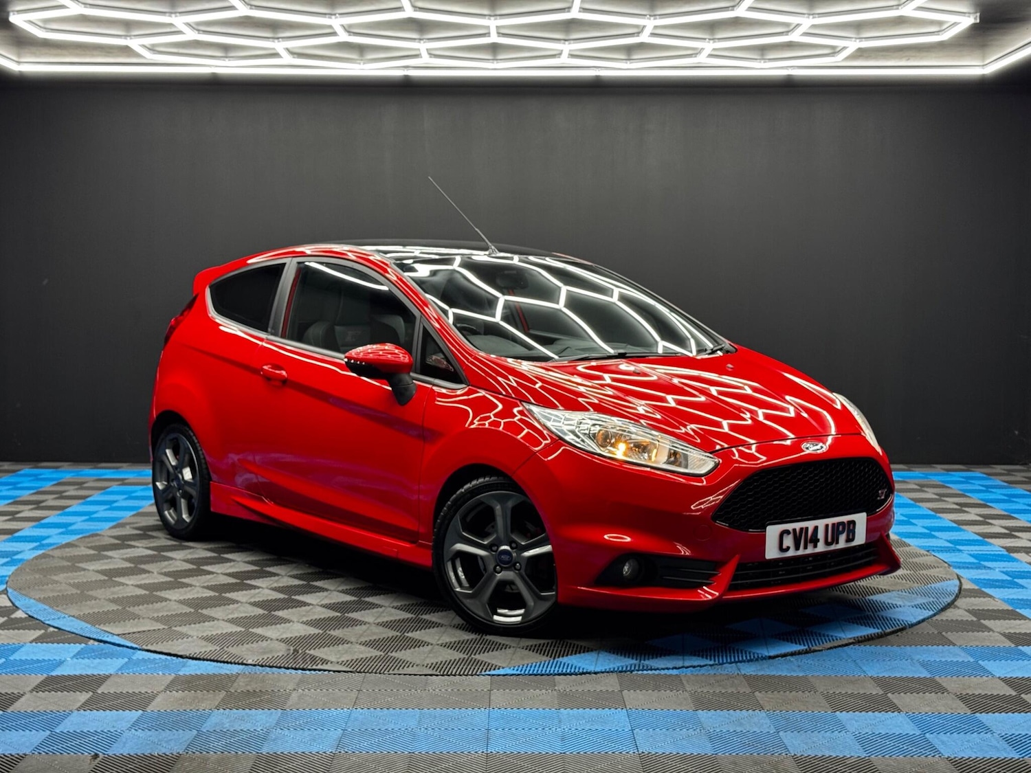 Used Ford Fiesta 2014 for sale - 76441294: Photo 1