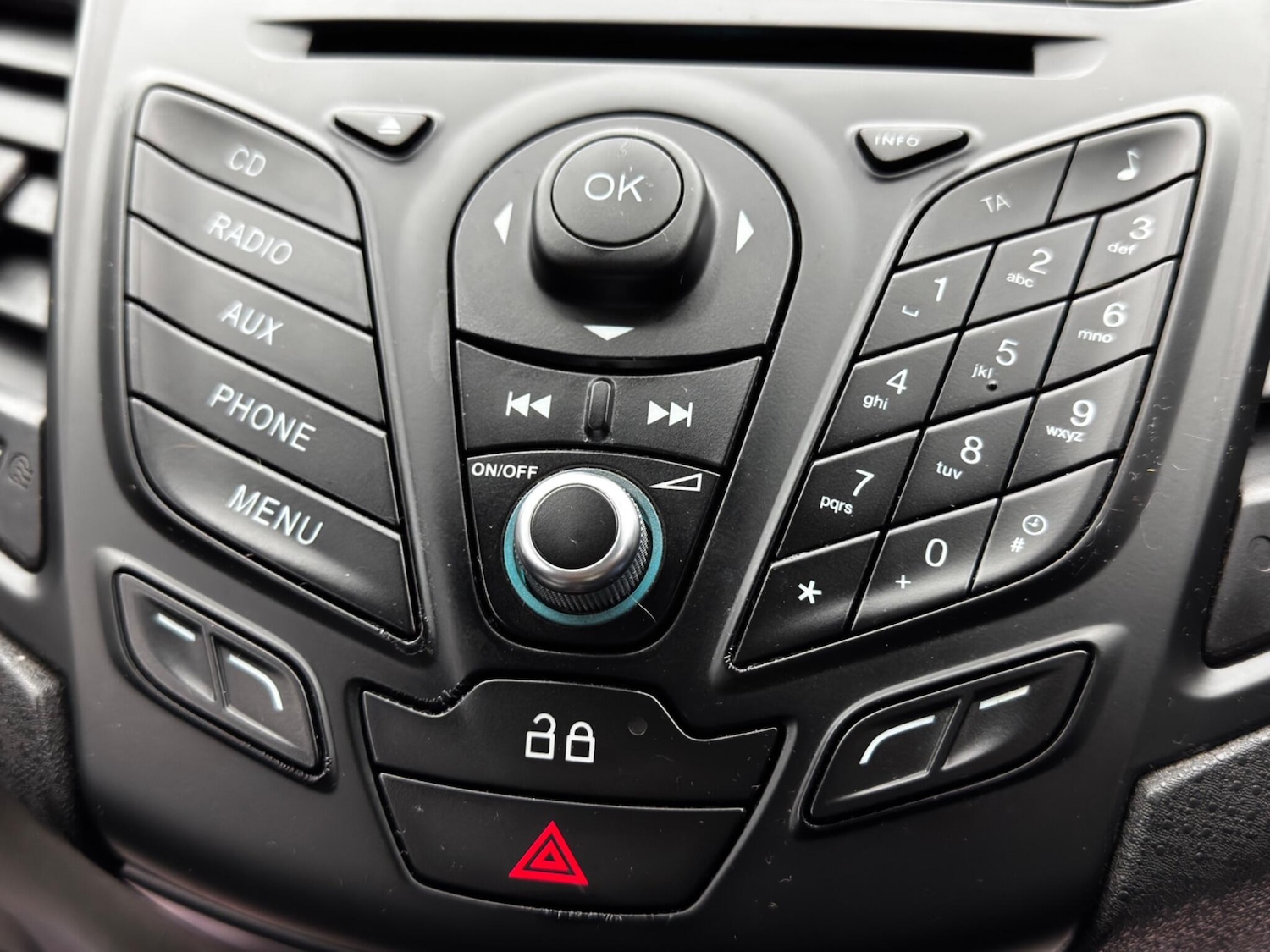 Used Ford Fiesta 2014 for sale - 76441294: Photo 25