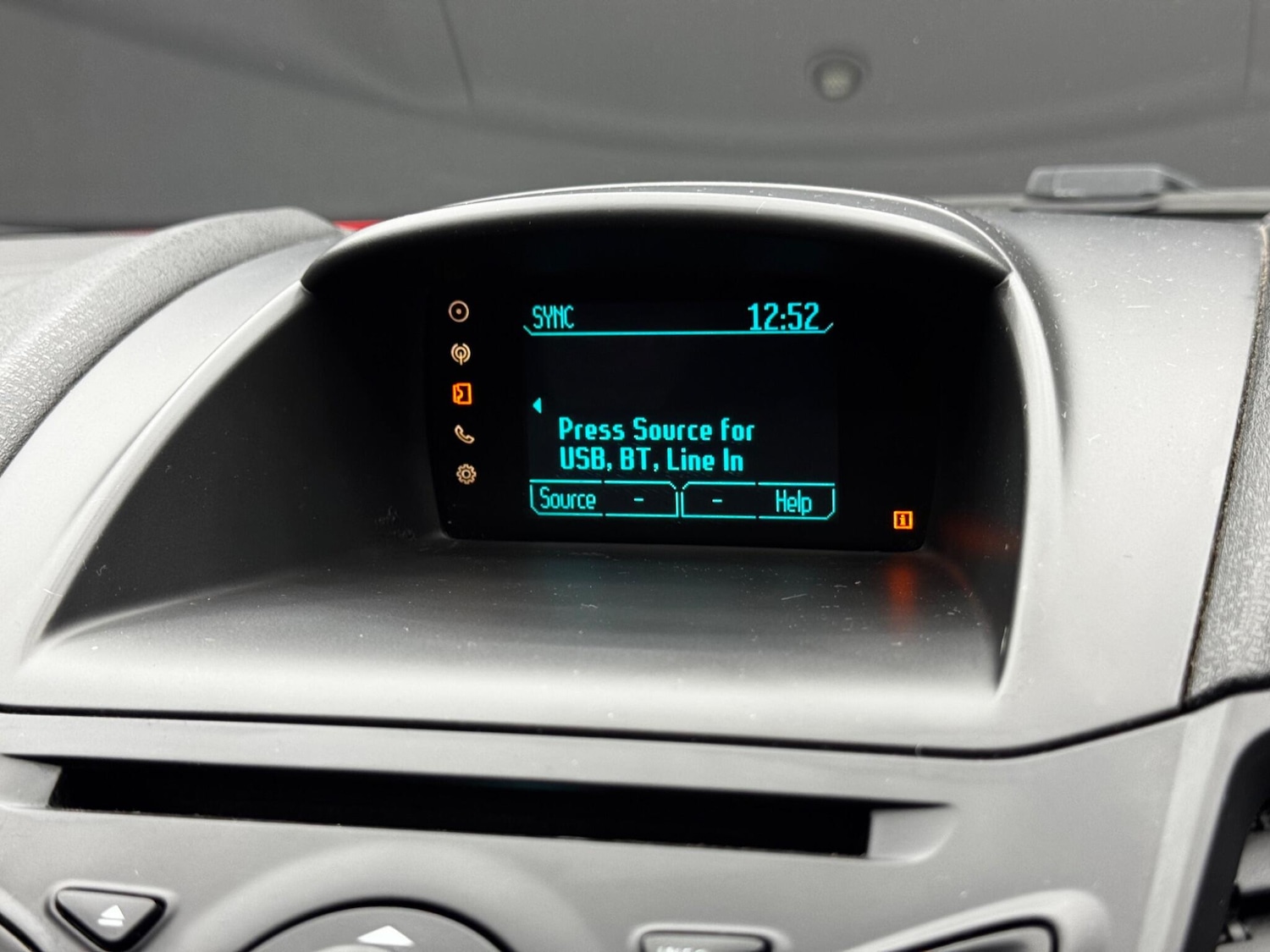 Used Ford Fiesta 2014 for sale - 76441294: Photo 27