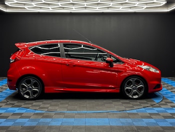 Used Ford Fiesta 2014 for sale - 76441294: Photo