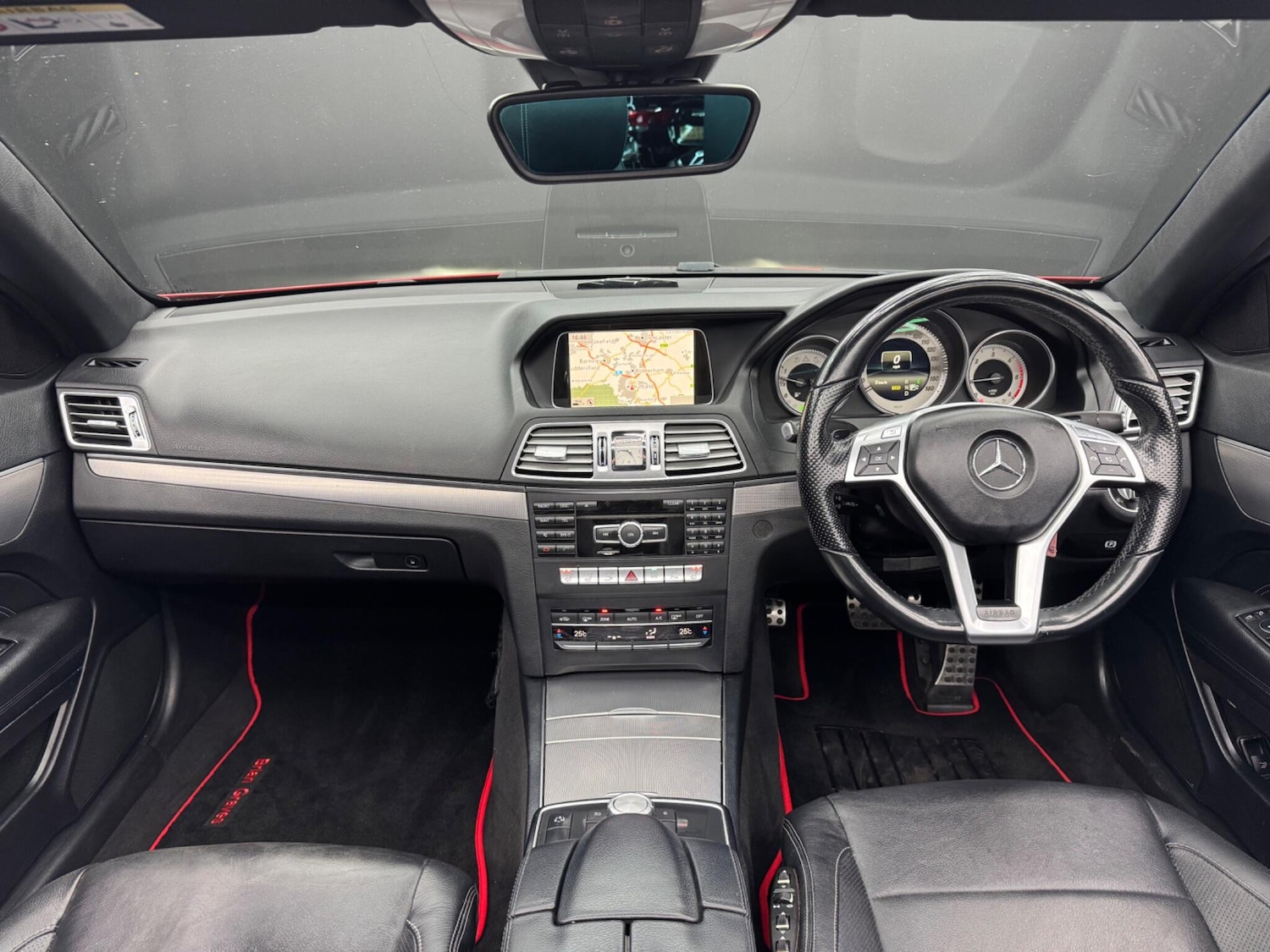 Used Mercedes-Benz E Class 2014 for sale - 76936044: Photo 10