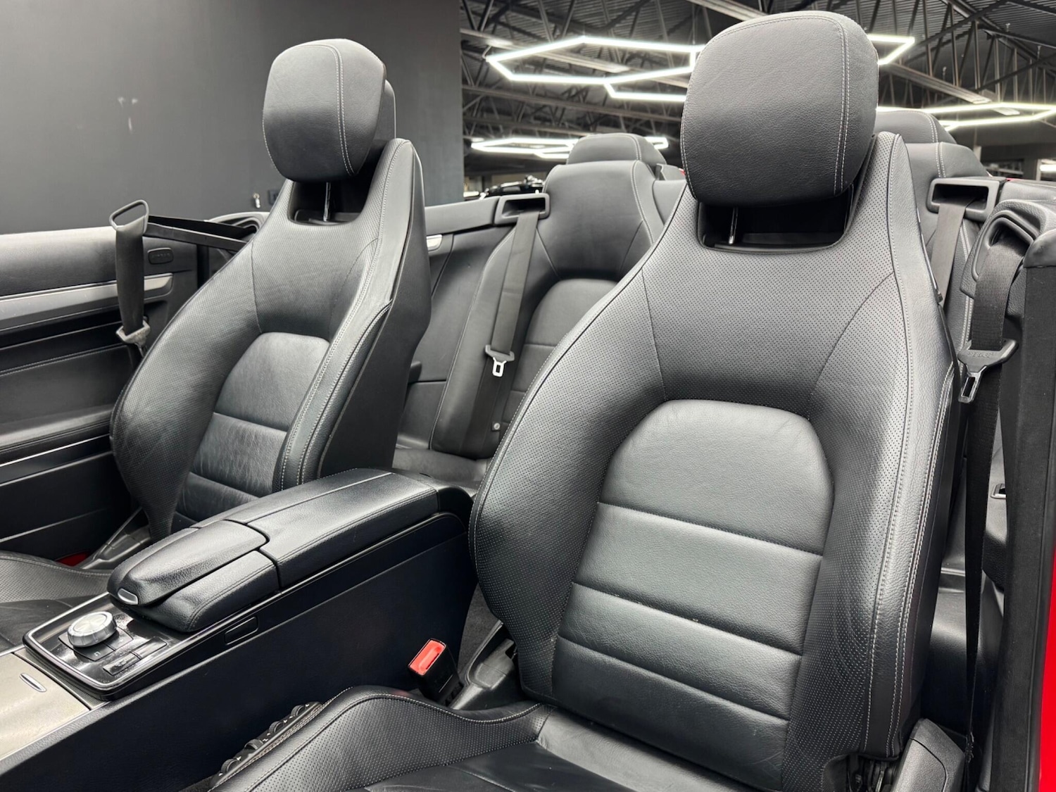 Used Mercedes-Benz E Class 2014 for sale - 76936044: Photo 14