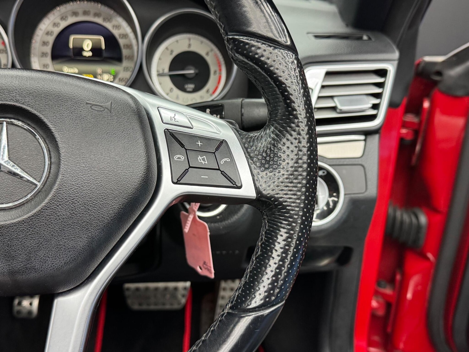 Used Mercedes-Benz E Class 2014 for sale - 76936044: Photo 21