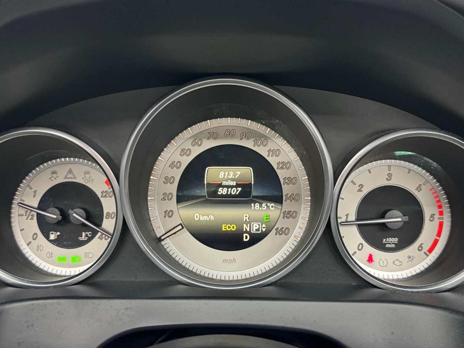 Used Mercedes-Benz E Class 2014 for sale - 76936044: Photo 23