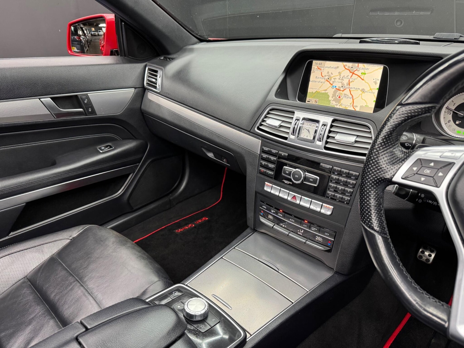 Used Mercedes-Benz E Class 2014 for sale - 76936044: Photo 25