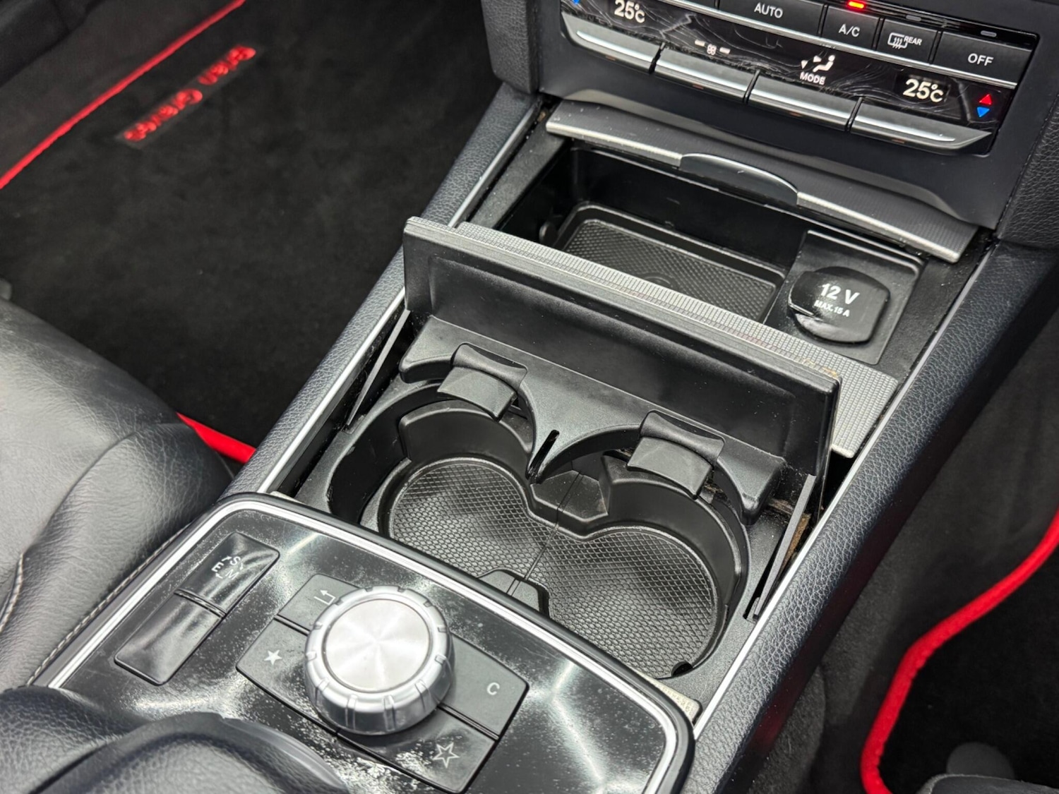 Used Mercedes-Benz E Class 2014 for sale - 76936044: Photo 27