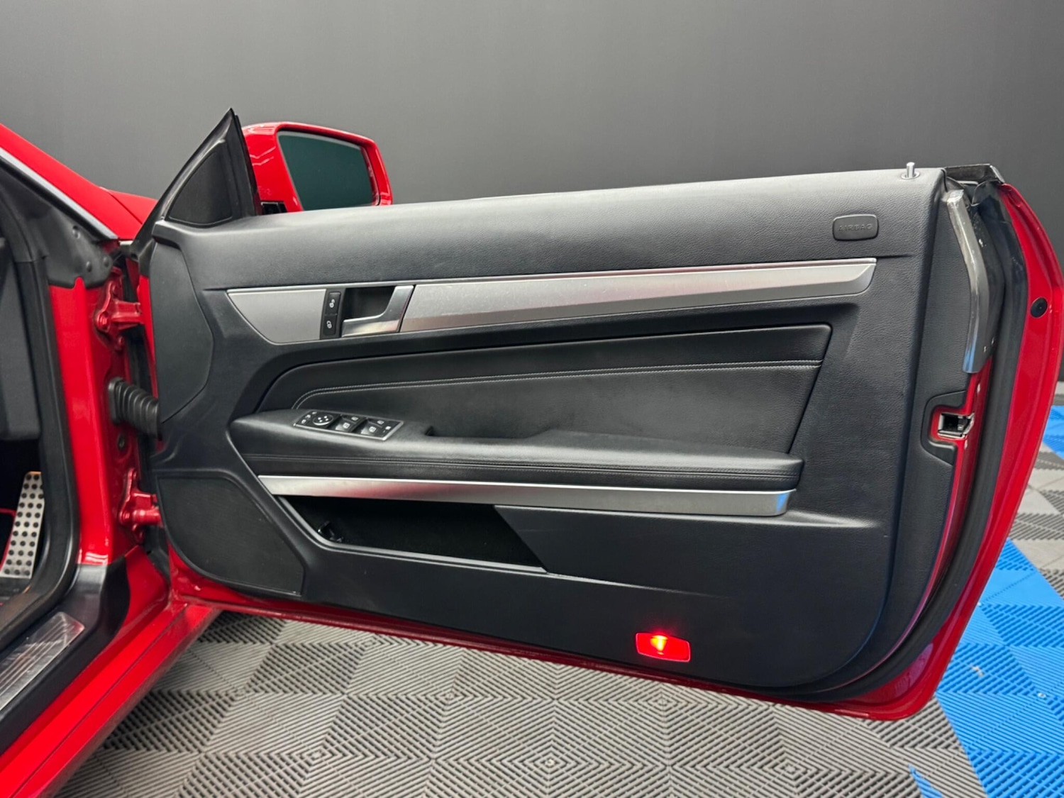 Used Mercedes-Benz E Class 2014 for sale - 76936044: Photo 37