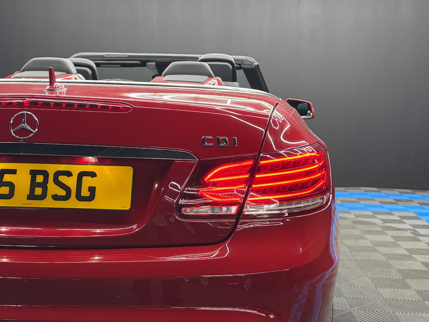 Used Mercedes-Benz E Class 2014 for sale - 76936044: Photo 40