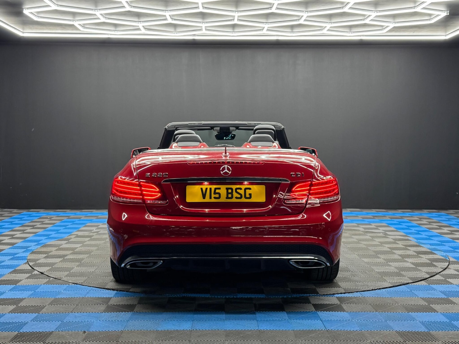 Used Mercedes-Benz E Class 2014 for sale - 76936044: Photo 6