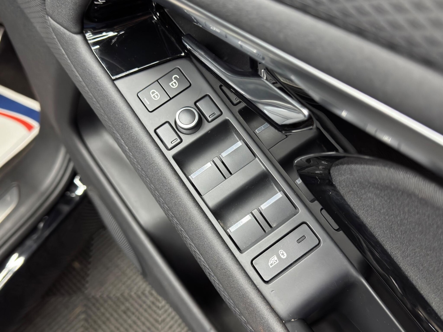 Used Land Rover Range Rover Evoque 2019 for sale - 77395946: Photo 37