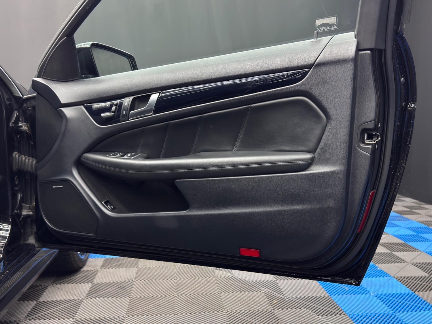 Used Mercedes-Benz C Class for sale - 76990121: Photo 41