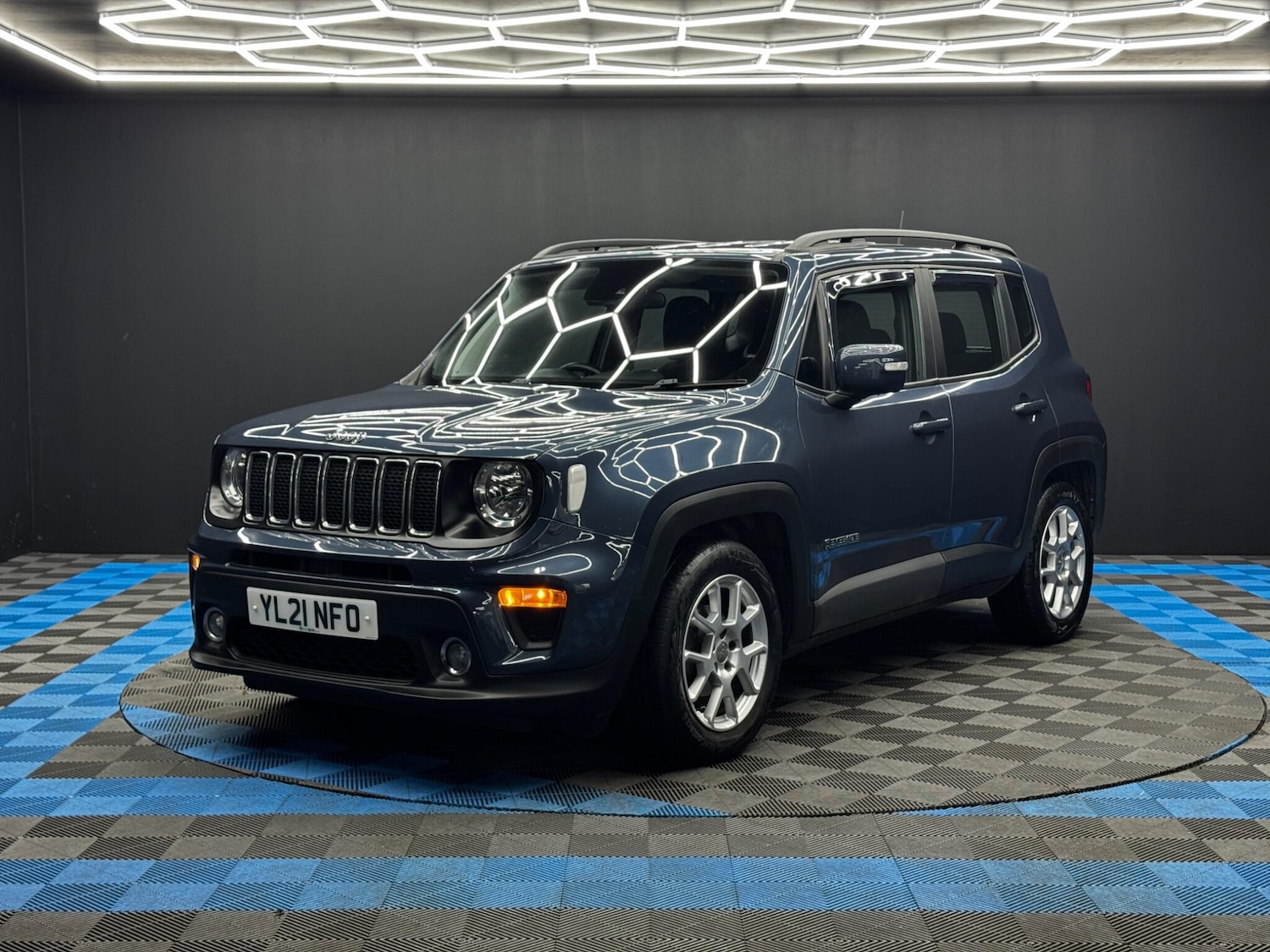 Used Jeep Renegade 2021 for sale - 76964436: Photo 3
