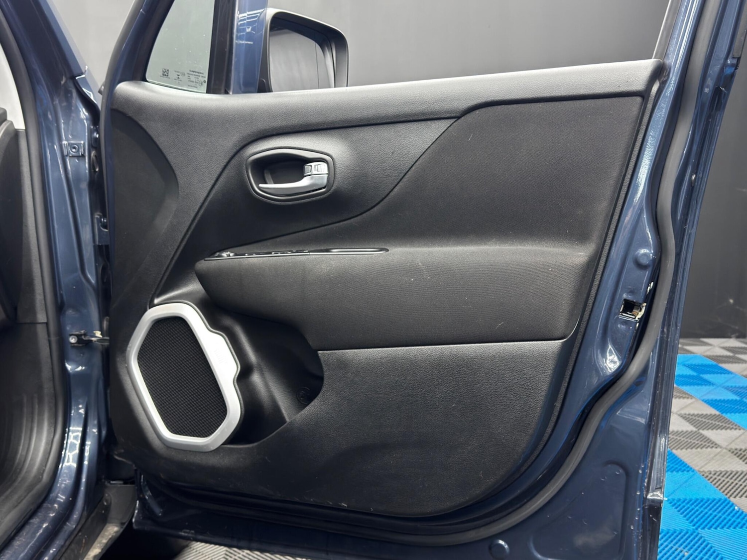 Used Jeep Renegade 2021 for sale - 76964436: Photo 36