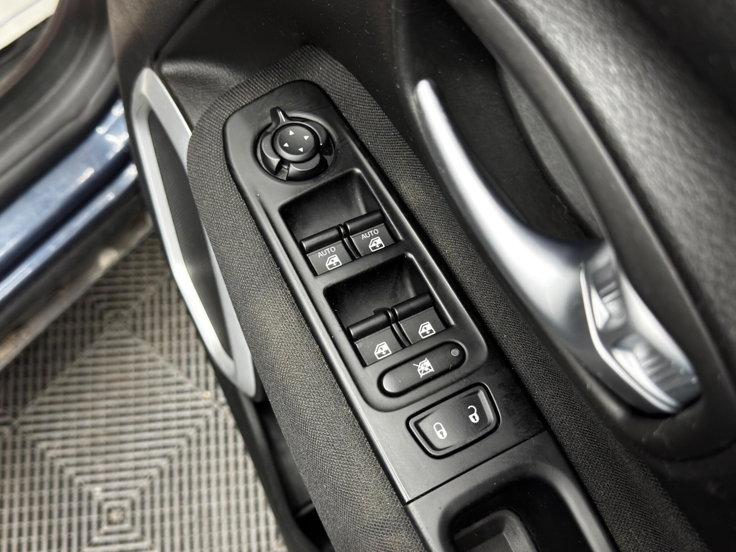 Used Jeep Renegade 2021 for sale - 76964436: Photo 37