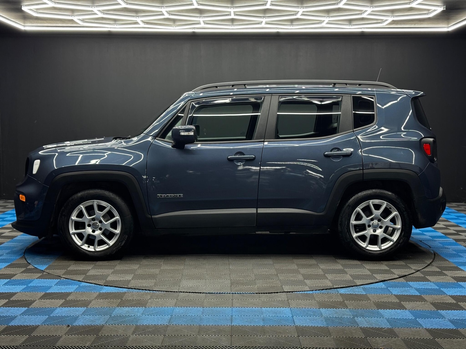 Used Jeep Renegade 2021 for sale - 76964436: Photo 8