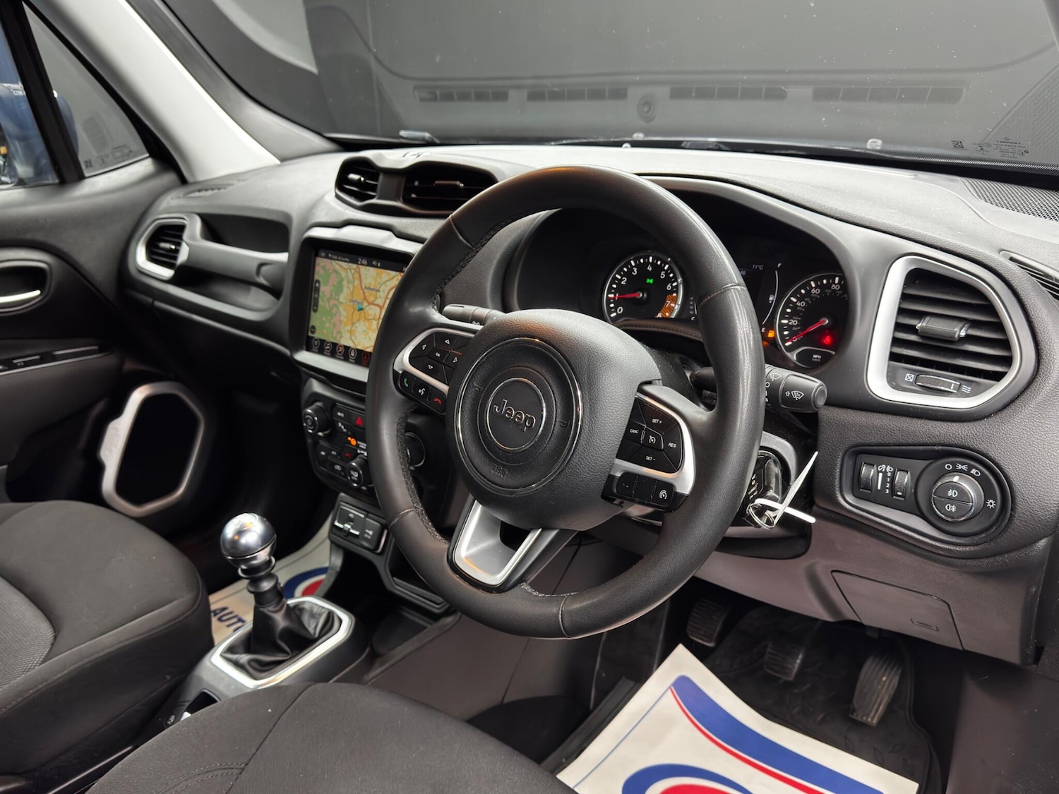 Used Jeep Renegade 2021 for sale - 76964436: Photo 9