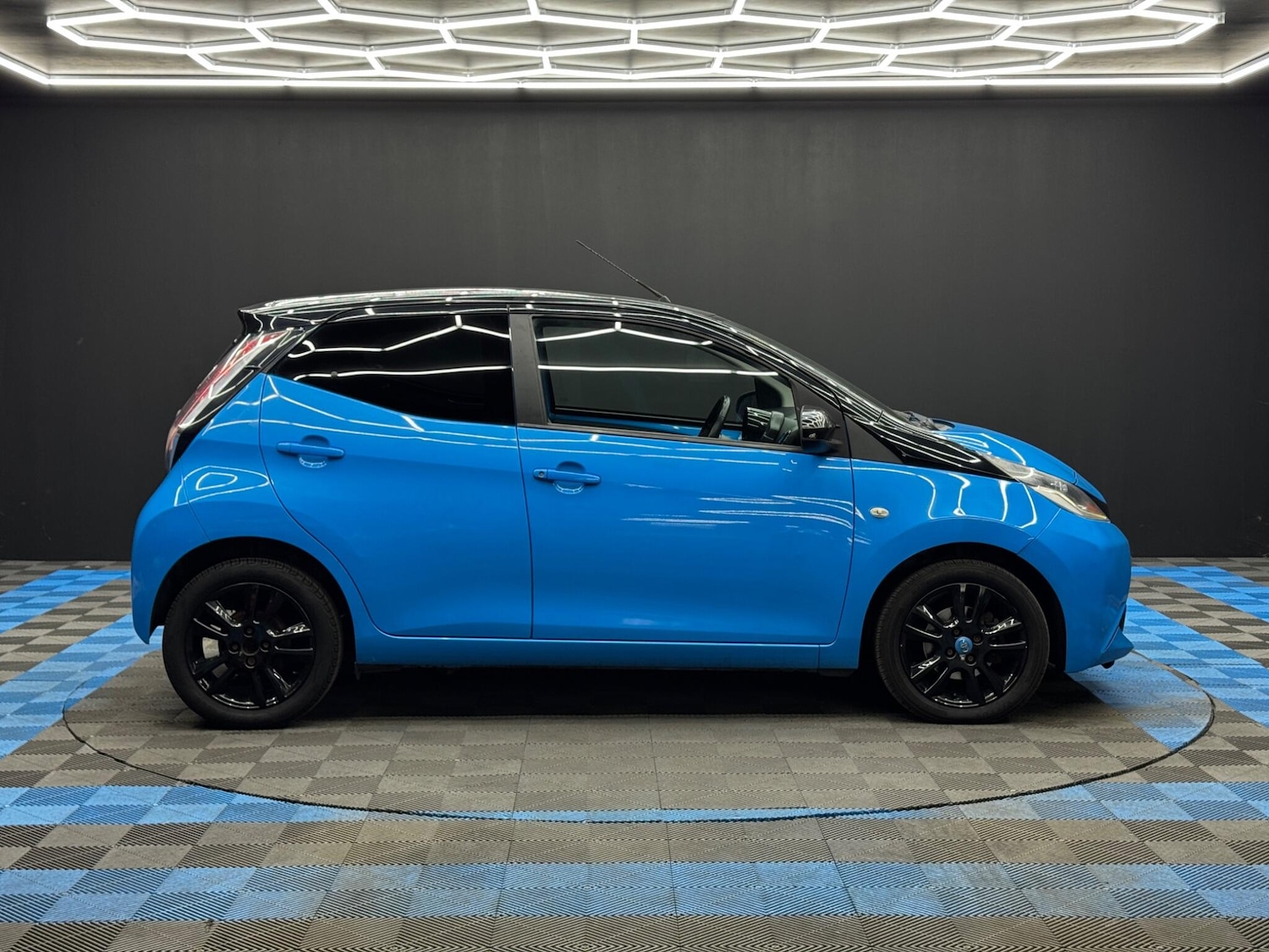 Used Toyota AYGO for sale - 77587345: Photo 4