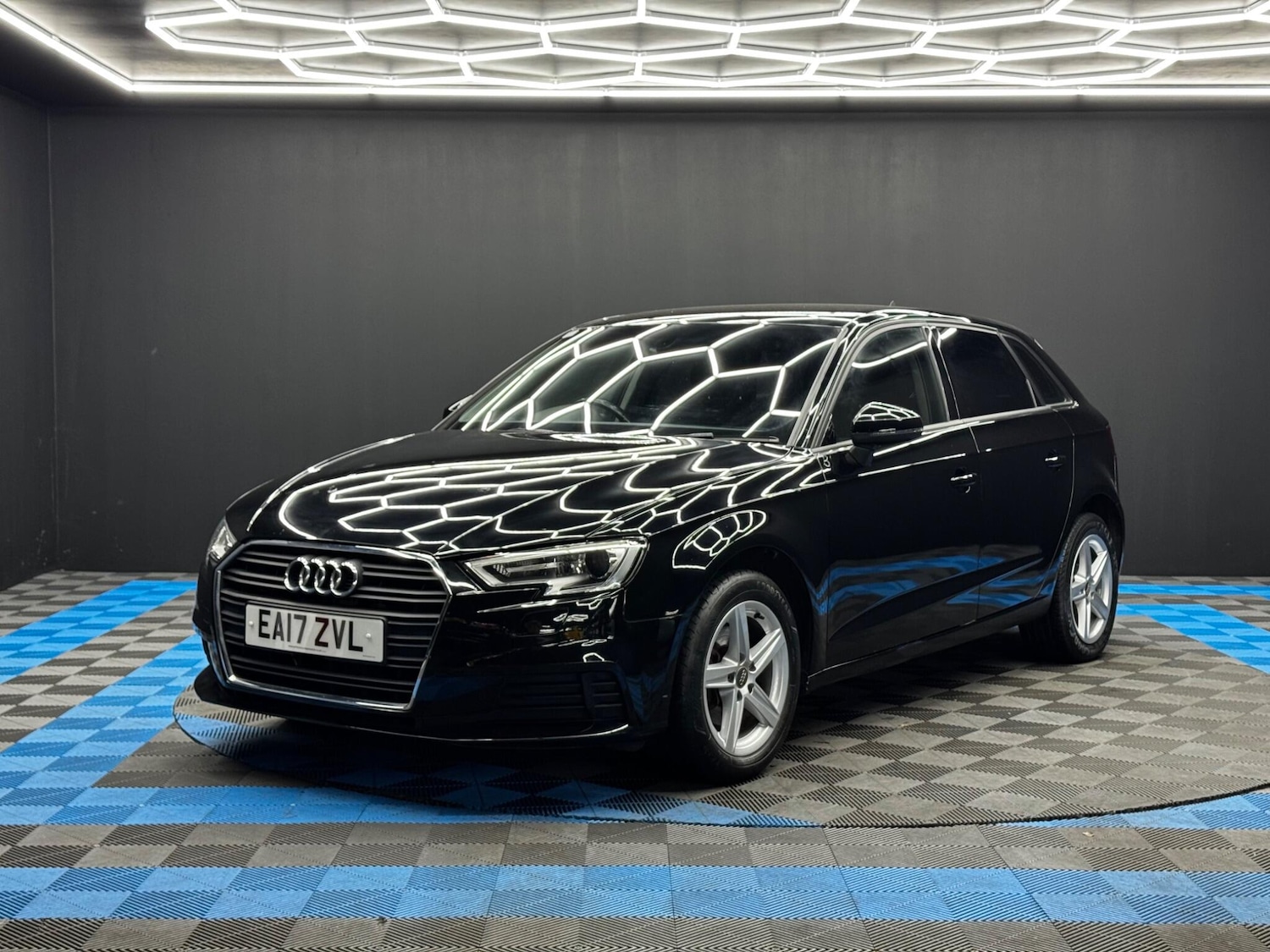 Used Audi A3 2017 for sale - 76422843: Photo 3