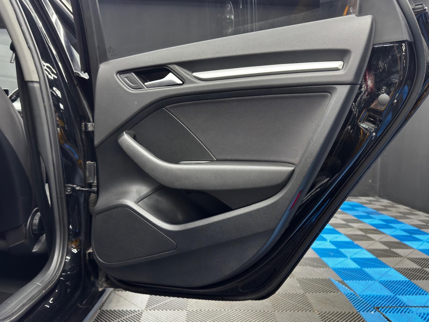 Used Audi A3 2017 for sale - 76422843: Photo 40