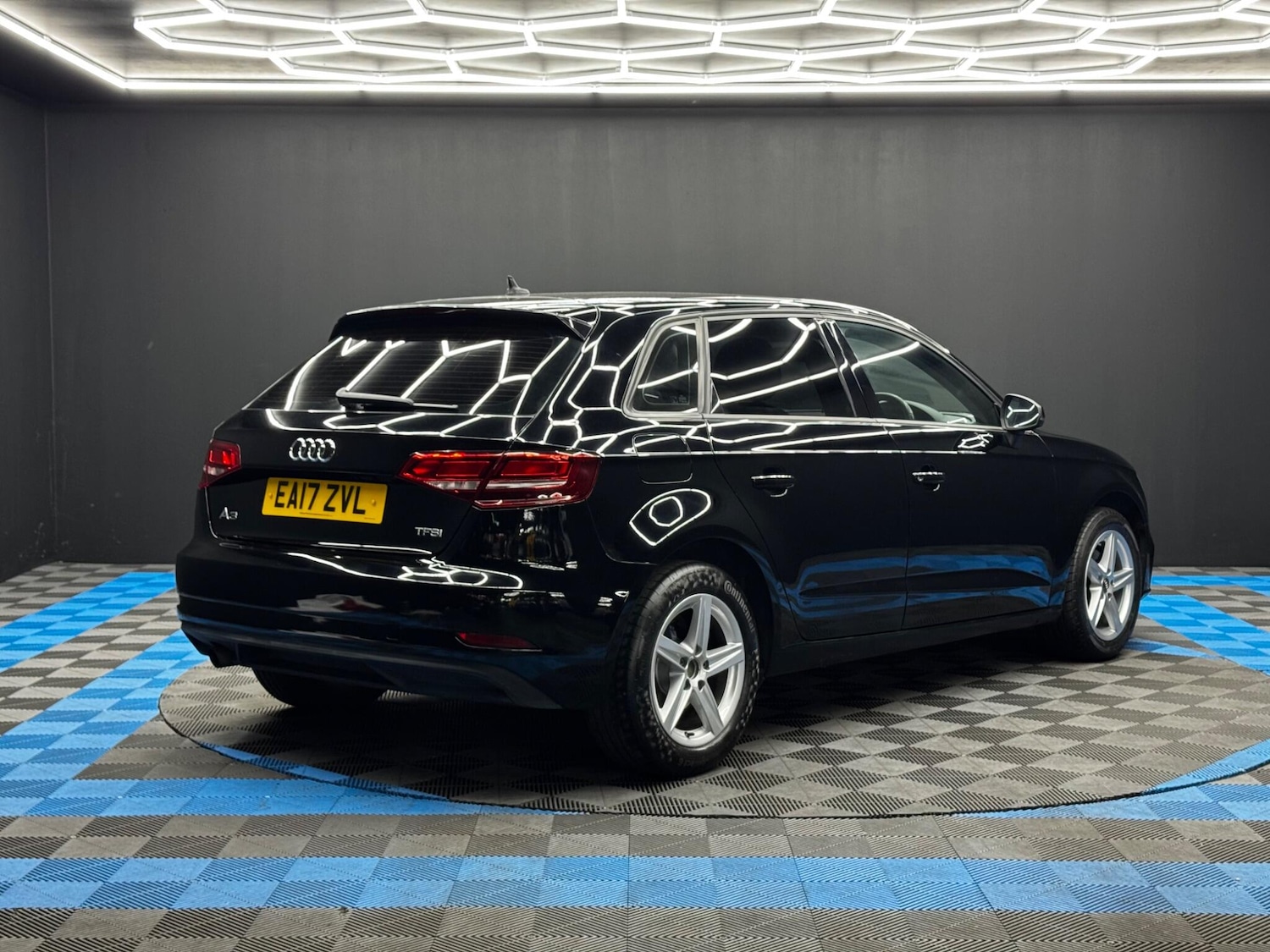 Used Audi A3 2017 for sale - 76422843: Photo 5