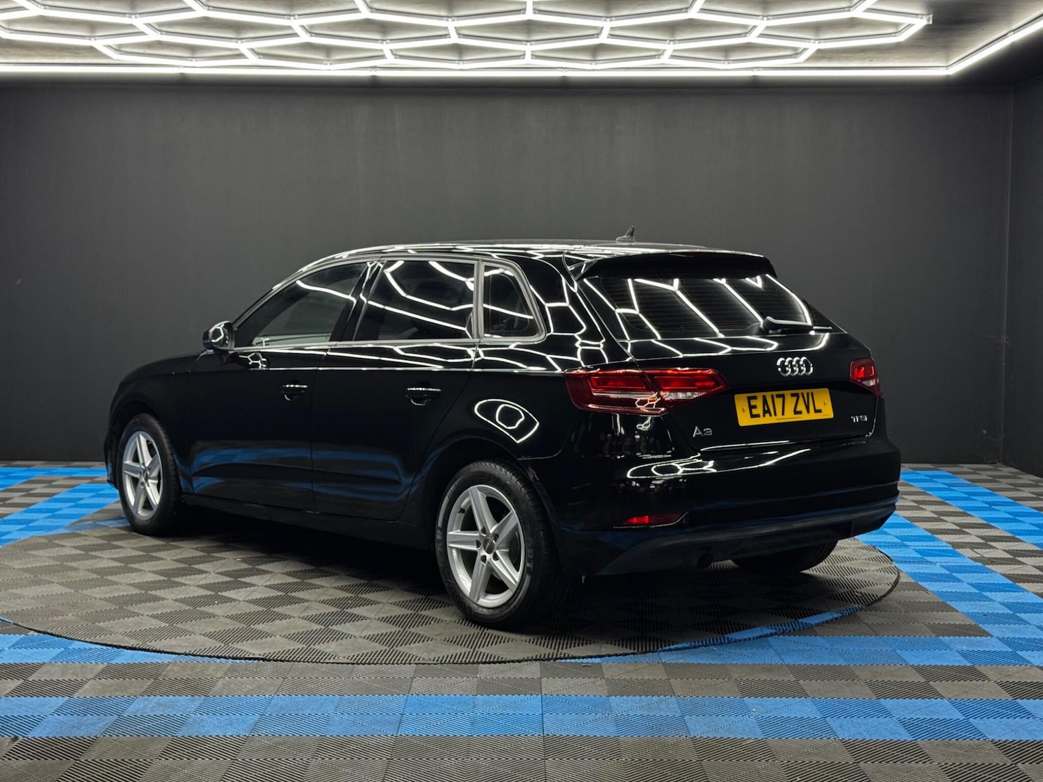 Used Audi A3 2017 for sale - 76422843: Photo 7