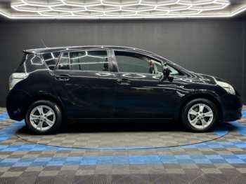 Used Toyota Verso 2010 for sale - 75059632: Photo