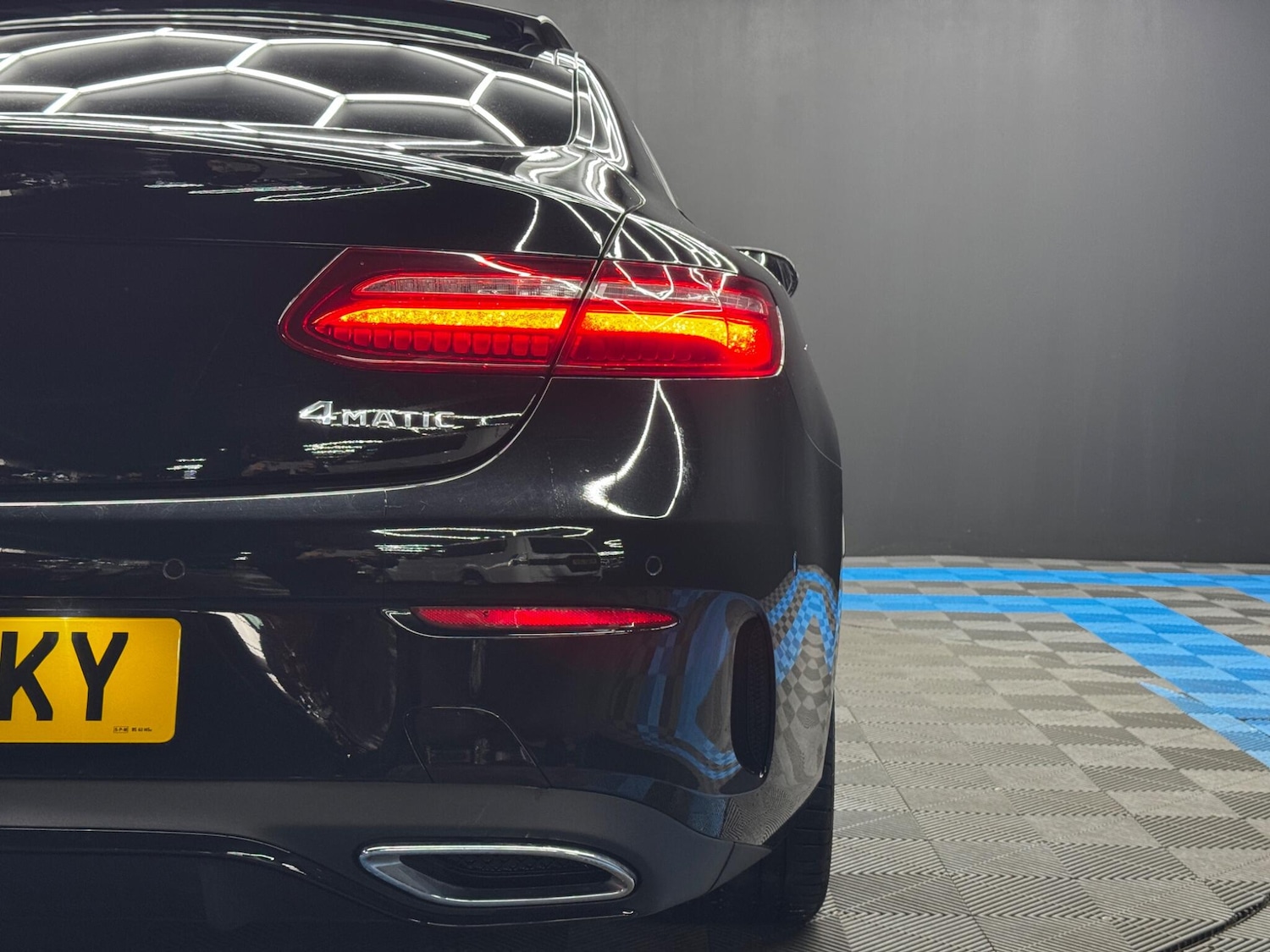 Used Mercedes-Benz E Class for sale - 77824580: Photo 46