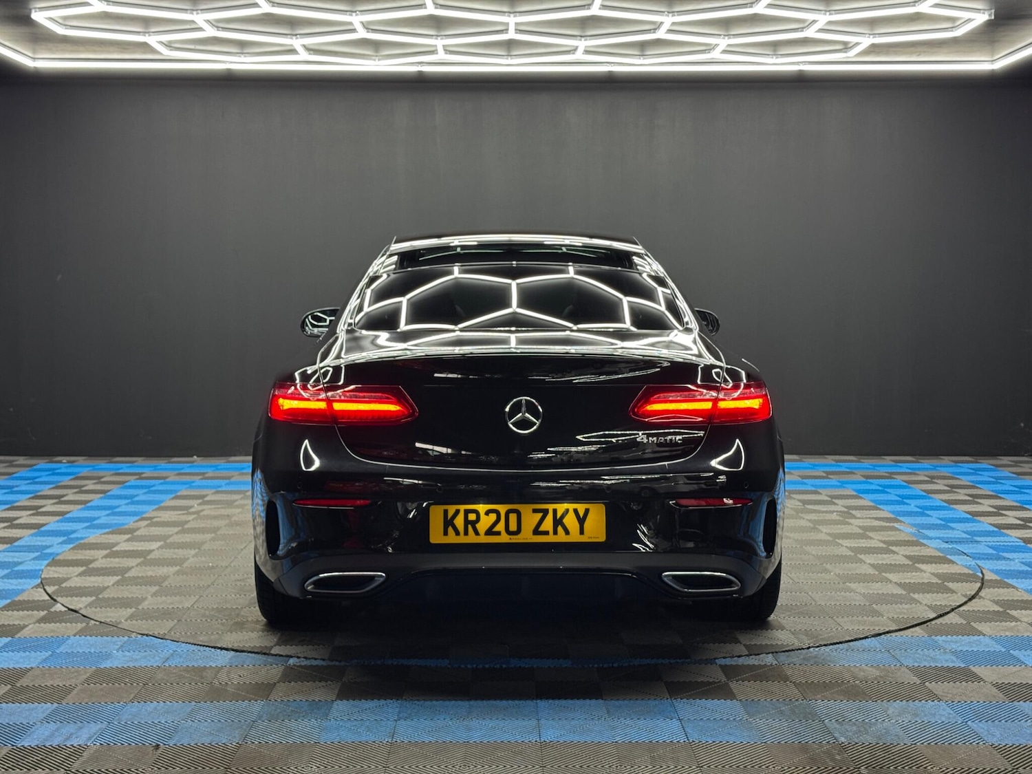 Used Mercedes-Benz E Class for sale - 77824580: Photo 6