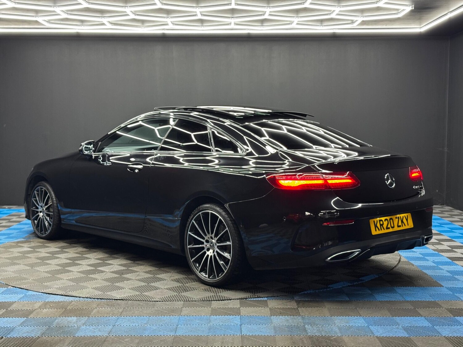 Used Mercedes-Benz E Class for sale - 77824580: Photo 7