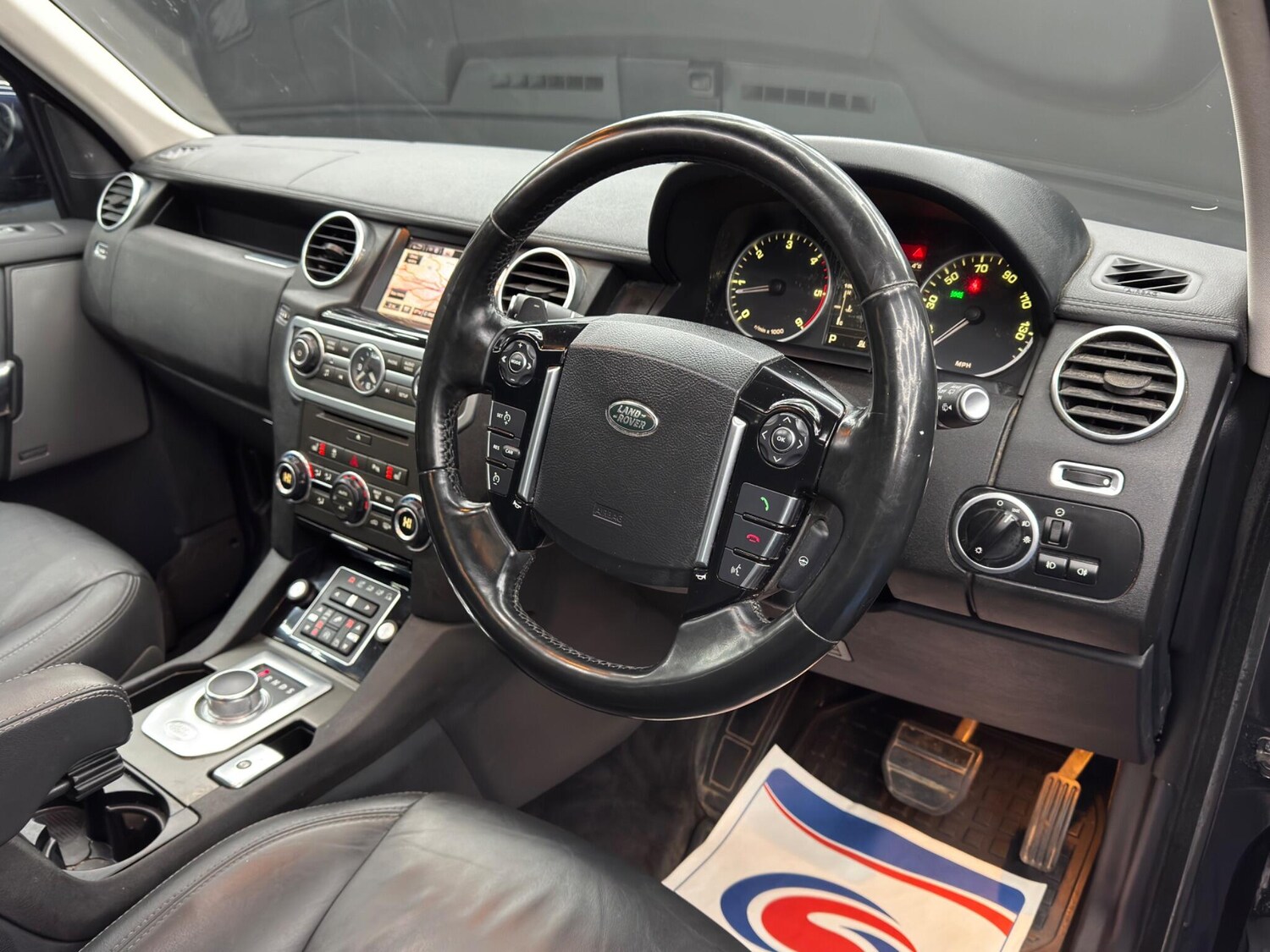 Used Land Rover Discovery 2015 for sale - 77468279: Photo 9