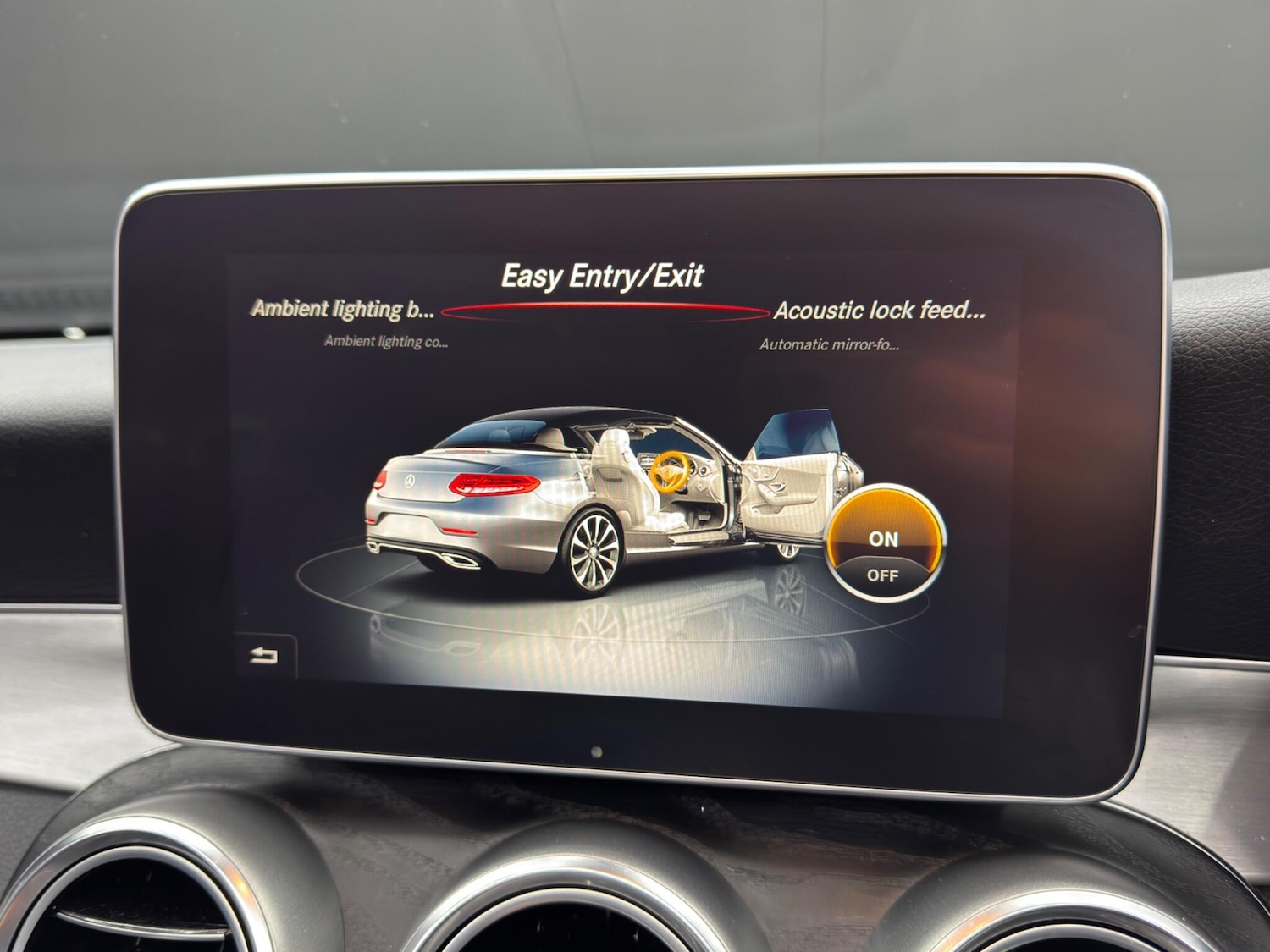 Used Mercedes-Benz C Class 2017 for sale - 77050177: Photo 32