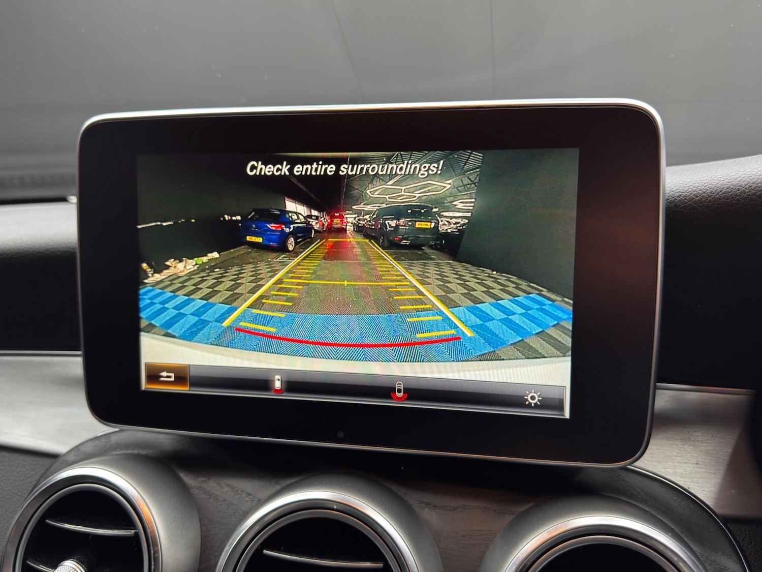 Used Mercedes-Benz C Class 2017 for sale - 77050177: Photo 33